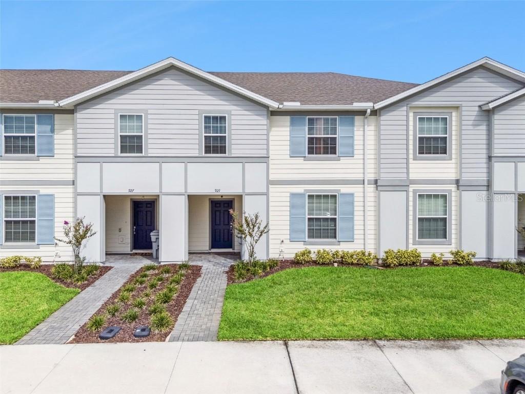 921 Paradise Dr., Davenport, FL 33897