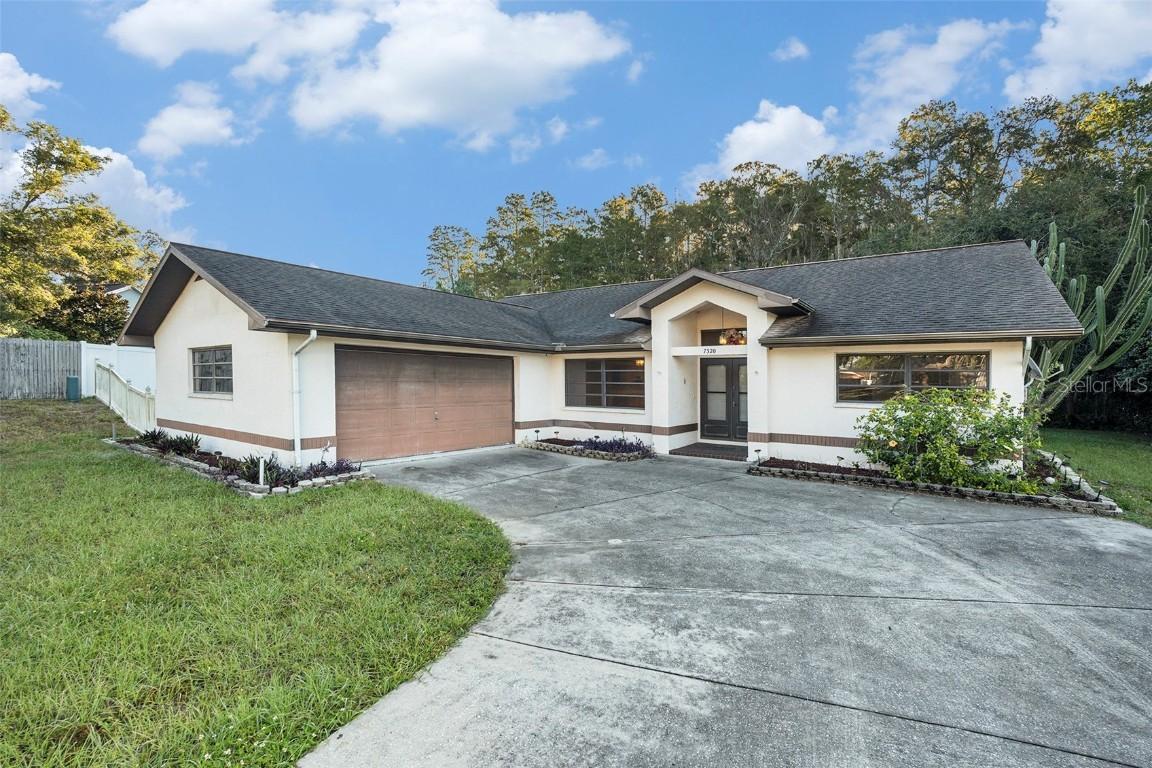 7320 Auburn Ln., New Port Richey, FL 34654