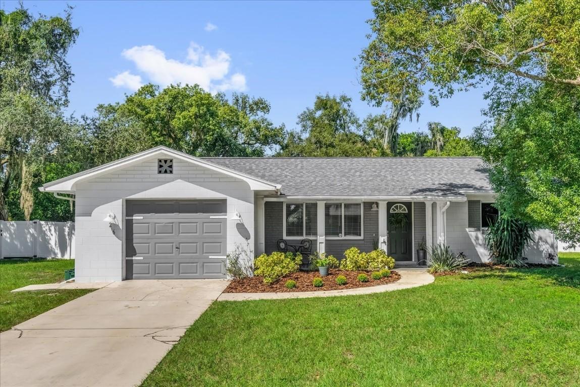 26 Lilac Dr., Debary, FL 32713