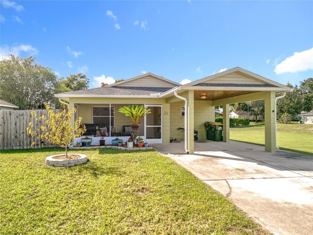 22 Cayman Cir., Umatilla, FL 32784