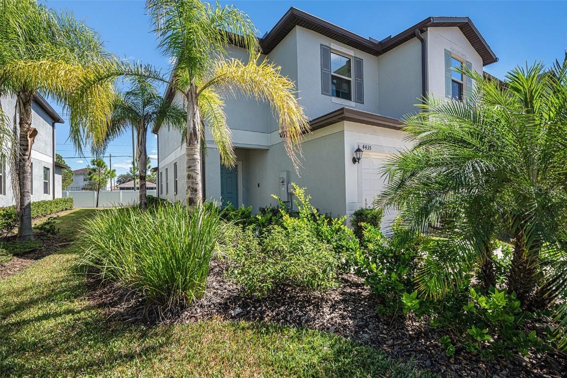 4435 Globe Thistle Dr., Tampa, FL 33619