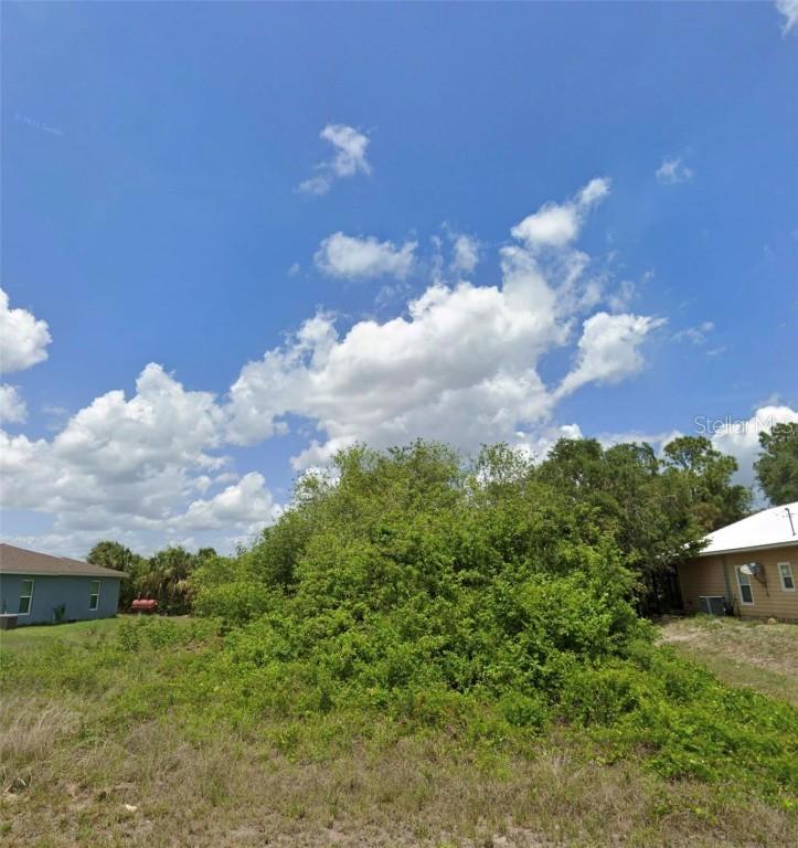 8022 Sherwood Cir., Labelle, FL 33935