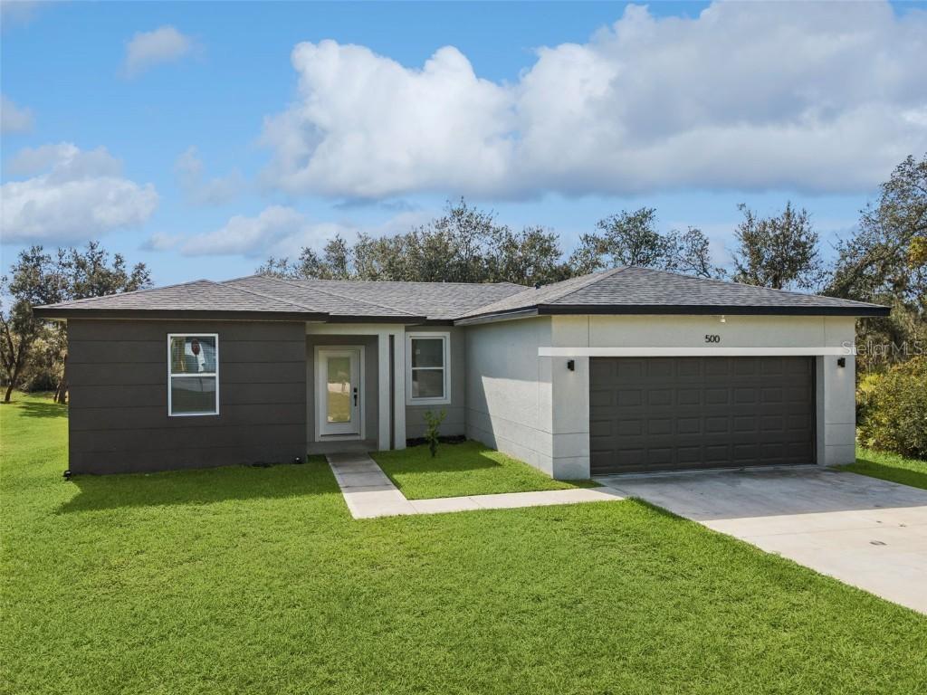 500 Sarasota Pl., Kissimmee, FL 34759