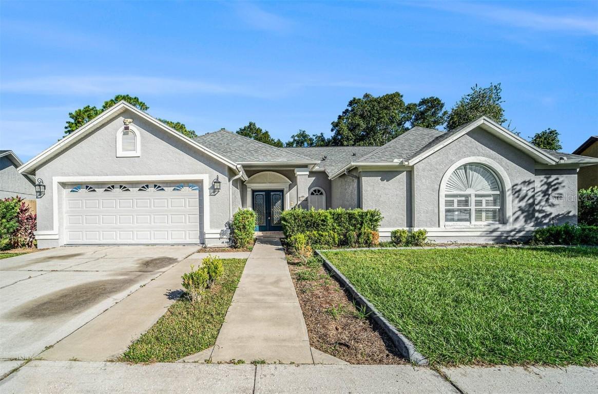 2210 Lake Bay Way, Brandon, FL 33511