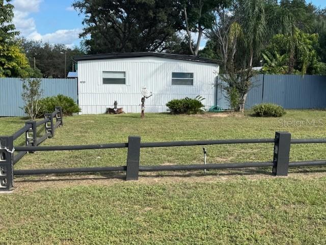 4721 Pine St., Fruitland Park, FL 34731