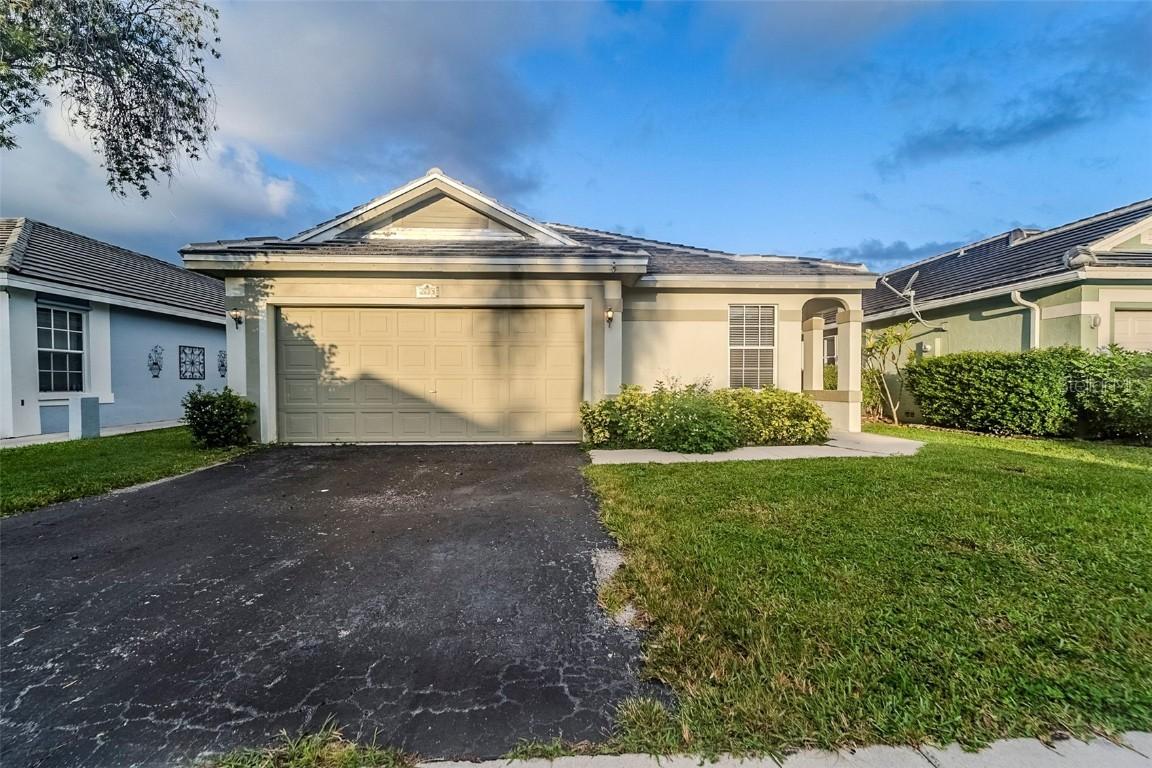 2675 Arborwood Rd., Davie, FL 33328