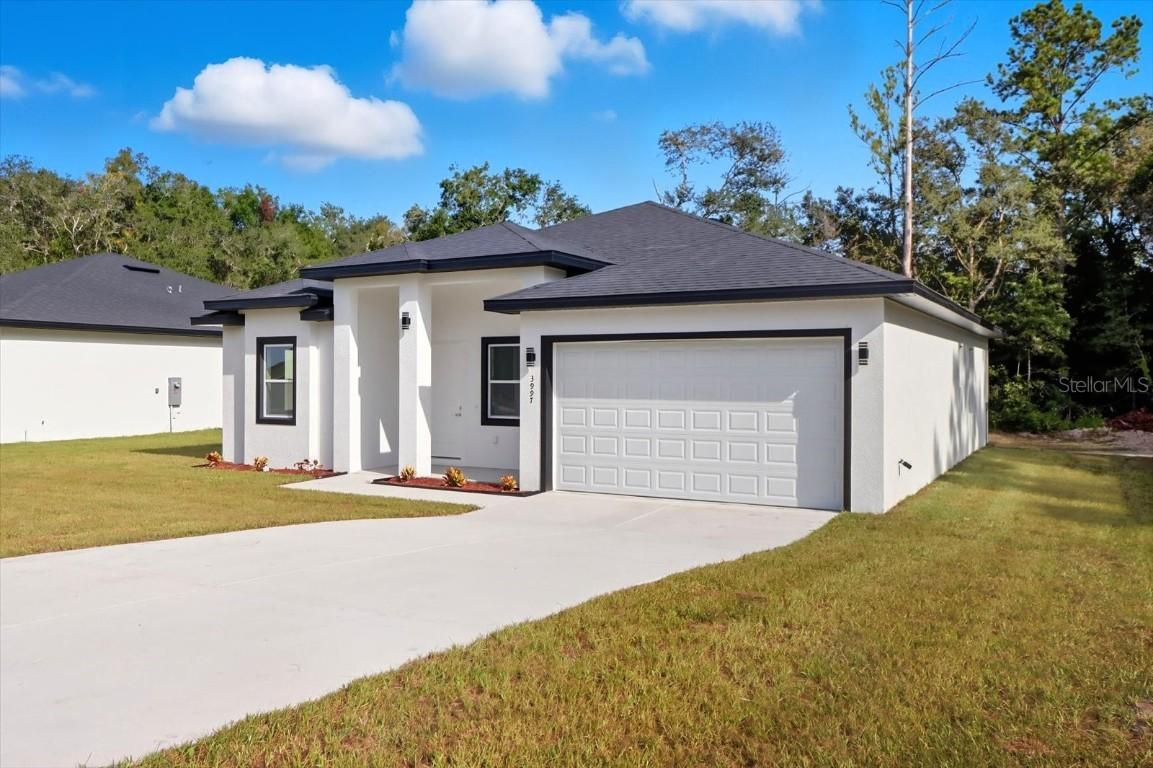 3999 SW Shorewood Dr, Dunnellon, FL 34431