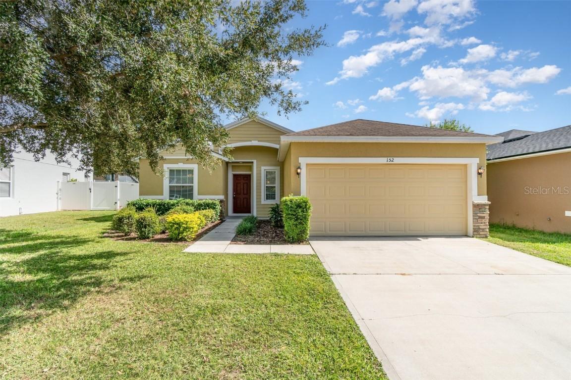 152 Prairie Falcon Dr., Groveland, FL 34736
