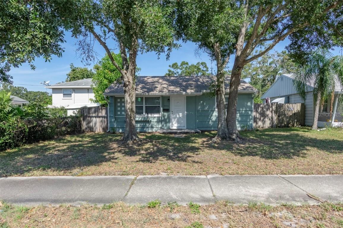 5243 5th Ave., St Petersburg, FL 33710