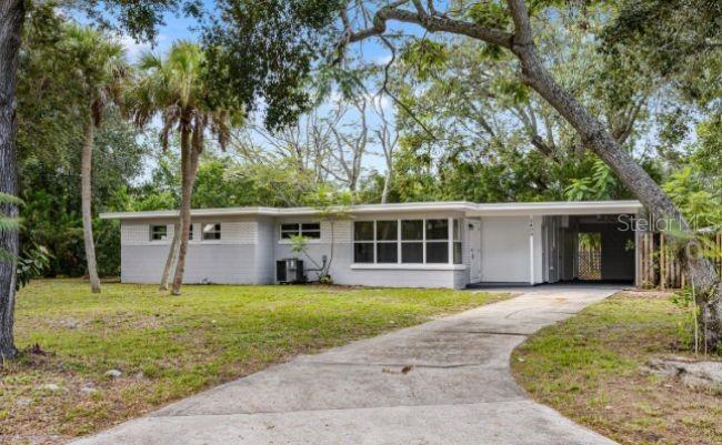 1409 Harvard Dr., Cocoa, FL 32922