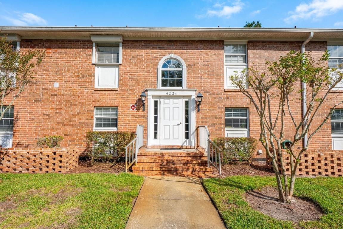 4224 Lake Underhill Rd. #8B5, Orlando, FL 32803