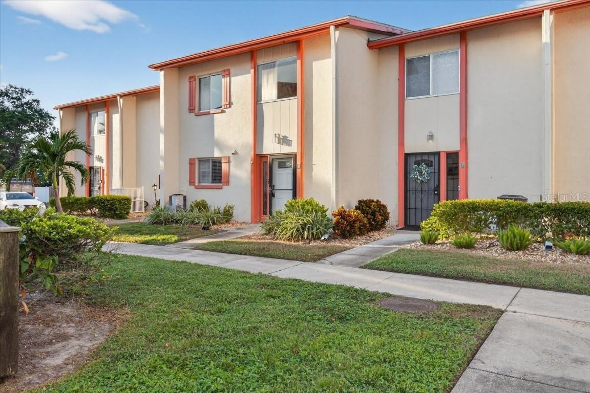 5812 16th Ln. #3, St Petersburg, FL 33712