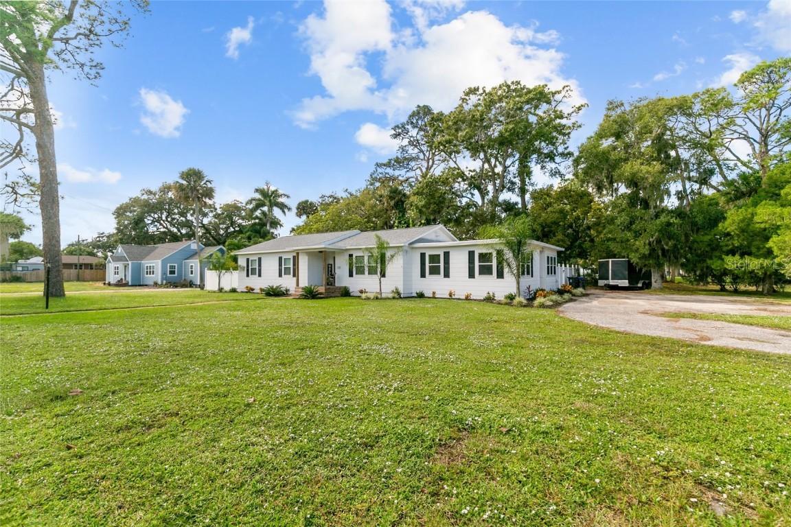 1208 Indian River Ave., Titusville, FL 32780