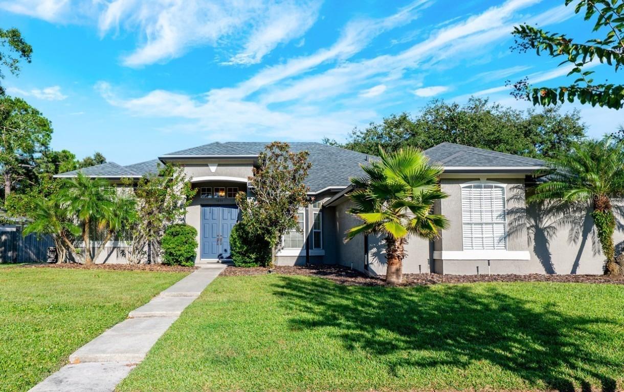1633 Carillon Park Dr., Oviedo, FL 32765