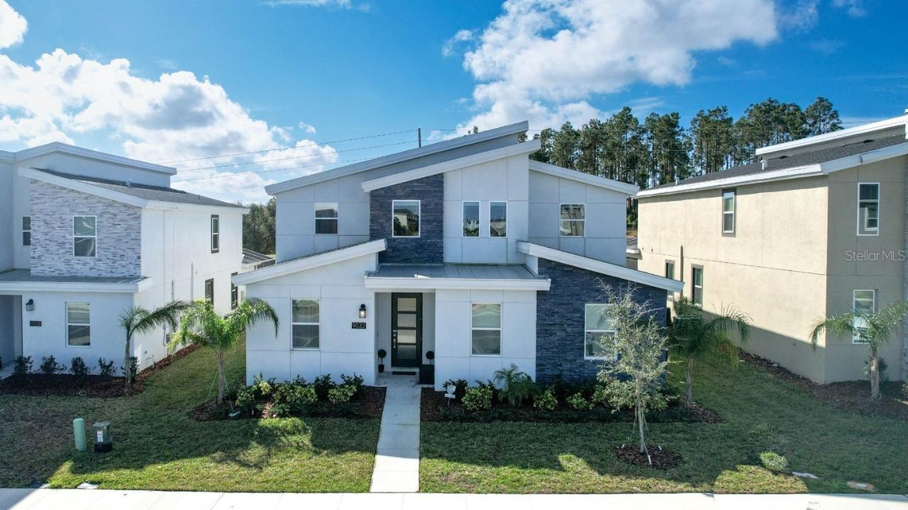 9032 Sommerset Hills Dr., Davenport, FL 33896