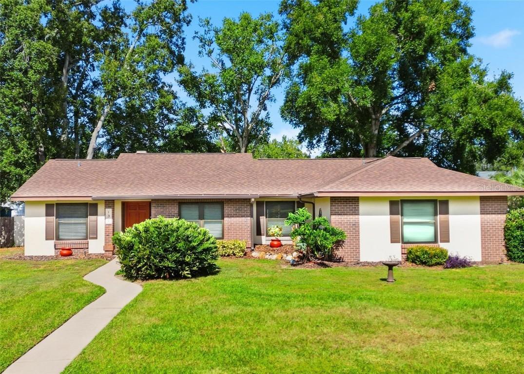 131 Ryan Ct., Oakland, FL 34760