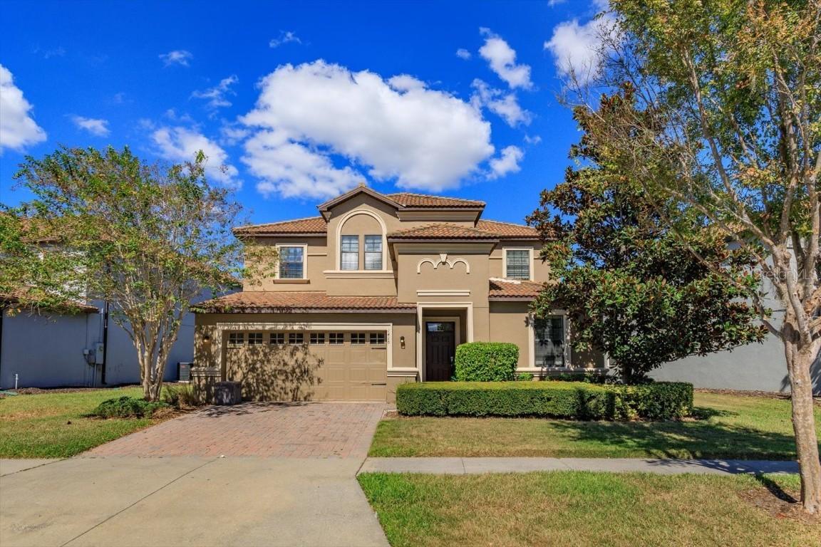 1416 Moon Valley Dr., Davenport, FL 33896