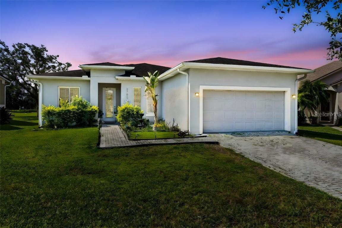 2702 Scarborough Ct., Kissimmee, FL 34744