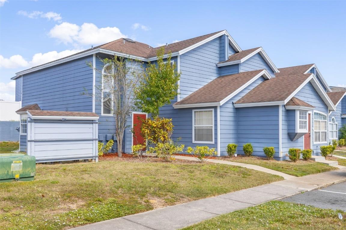 142 Mango Dr., Davenport, FL 33897