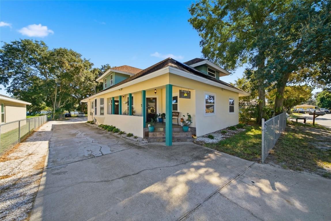 1734 3rd St., Winter Haven, FL 33881