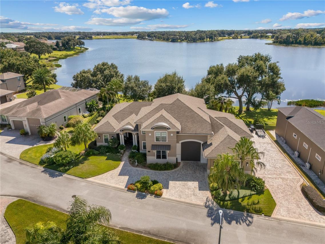 414 Meandering Way, Polk City, FL 33868