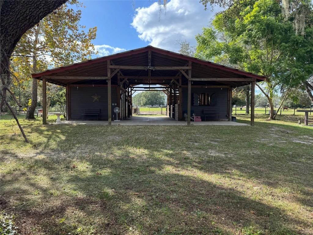 17740 SE 294th Court Rd., Umatilla, FL 32784