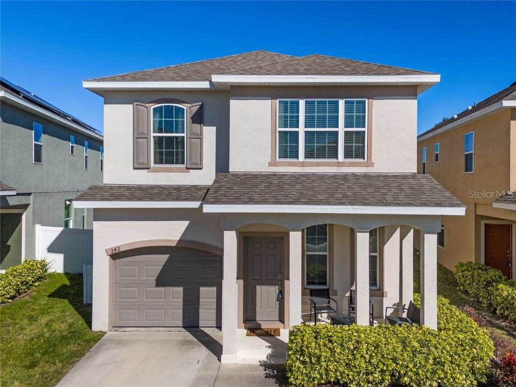 242 Aberdeen St., Davenport, FL 33896