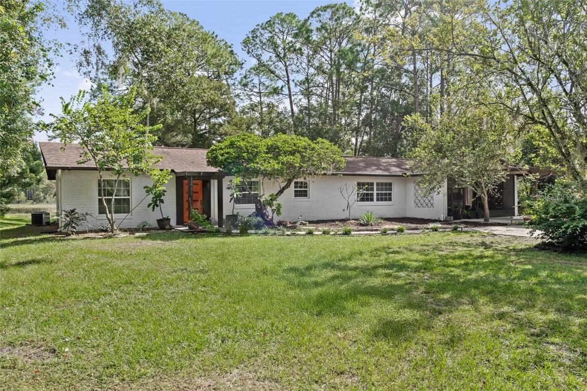 71 N Winter Park Dr., Casselberry, FL 32707