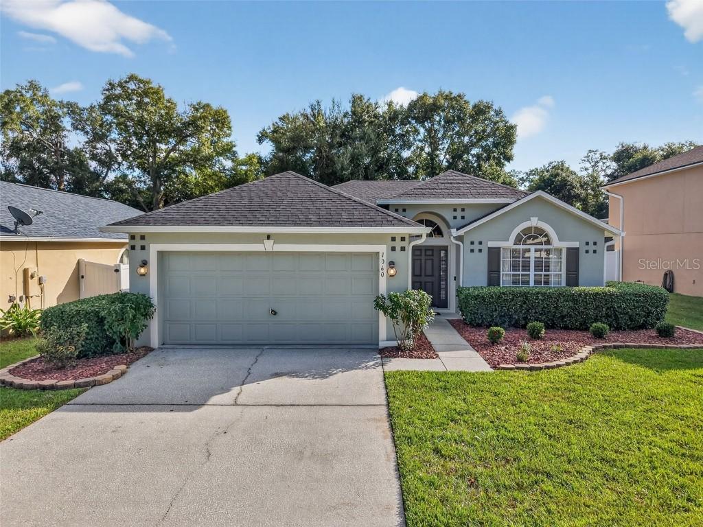 1060 Osprey Cove Cir., Groveland, FL 34736