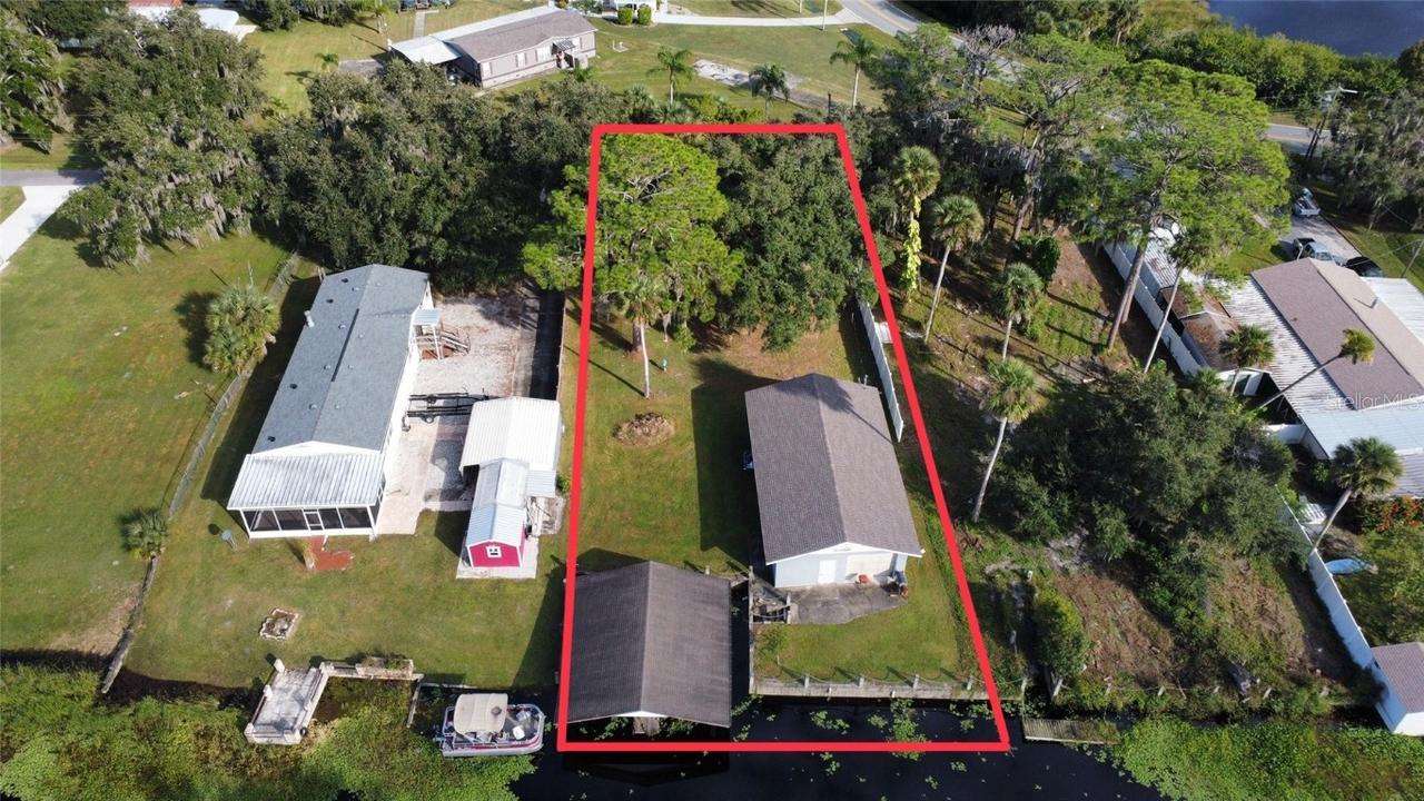 2064 Shady Ln., Geneva, FL 32732