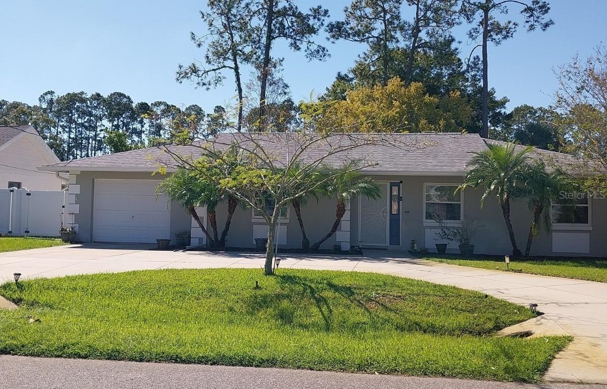 74 Berkshire Ln., Palm Coast, FL 32137