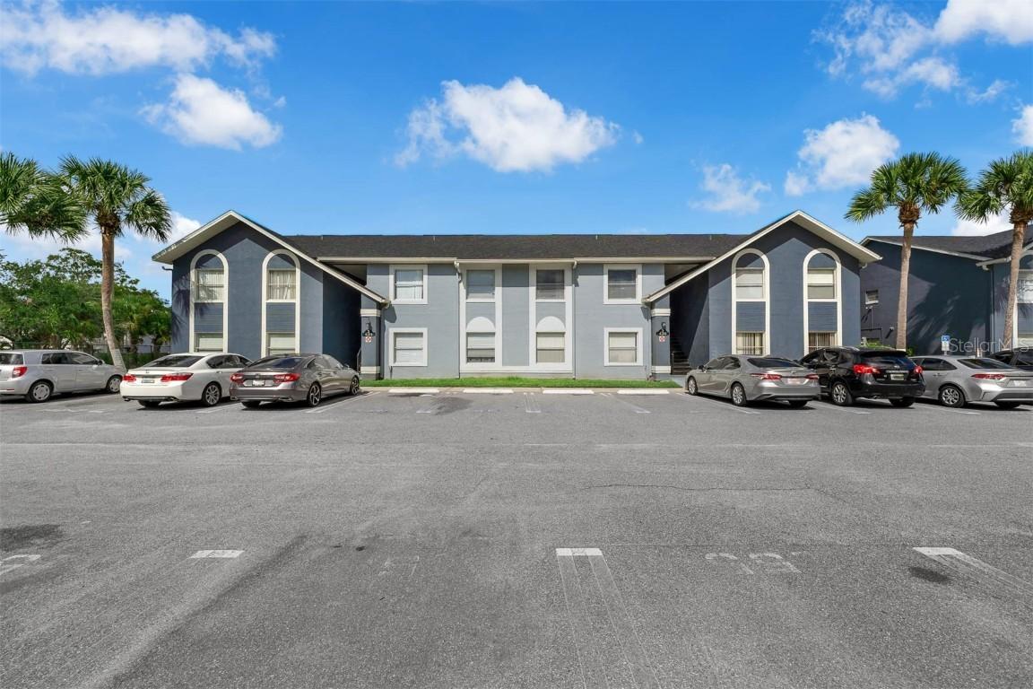 4214 Pershing Pointe Pl. #6, Orlando, FL 32822