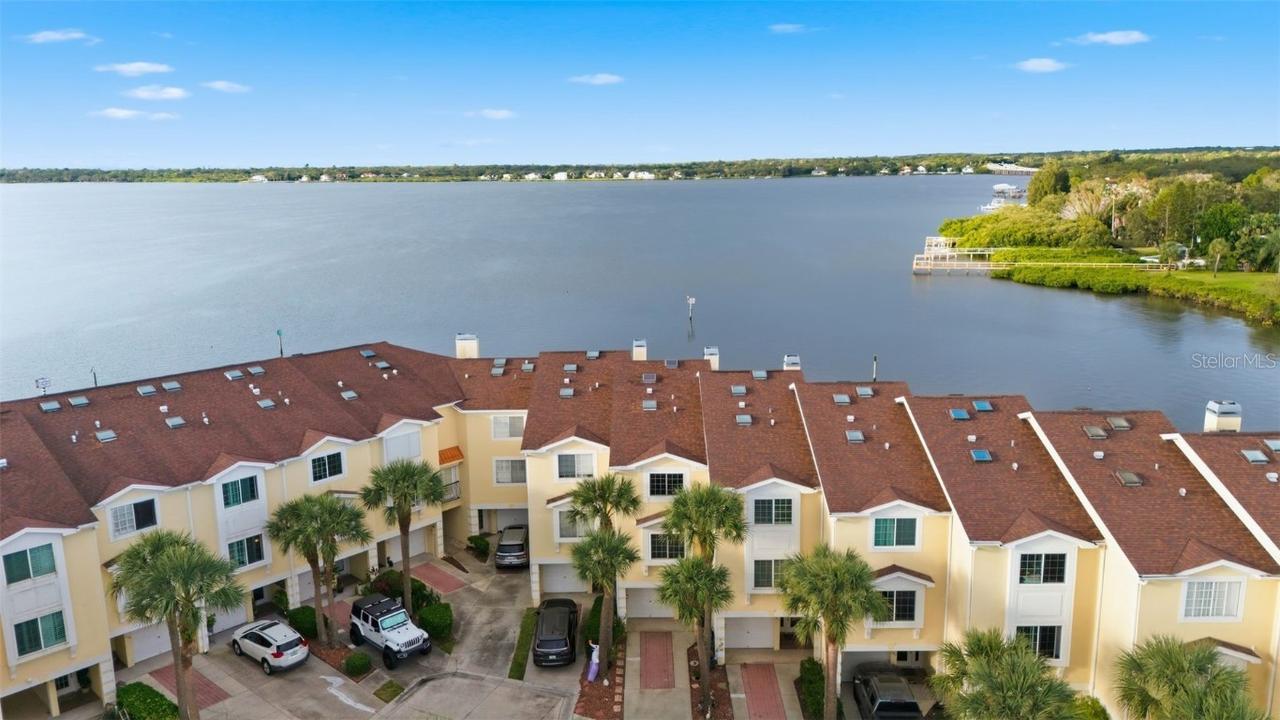 140 Brent Cir., Oldsmar, FL 34677