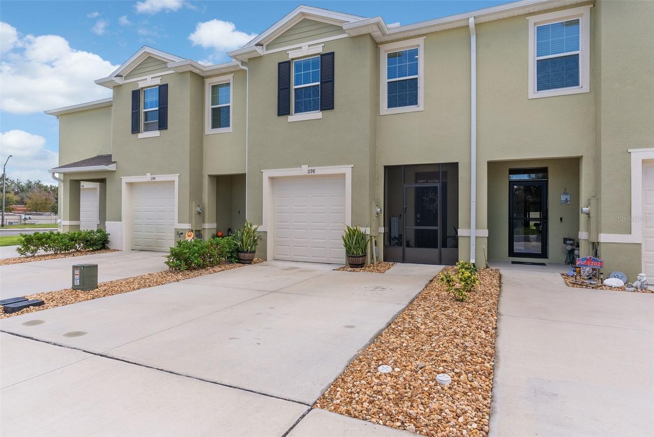 1198 Lido Dr., Howey In The Hills, FL 34737