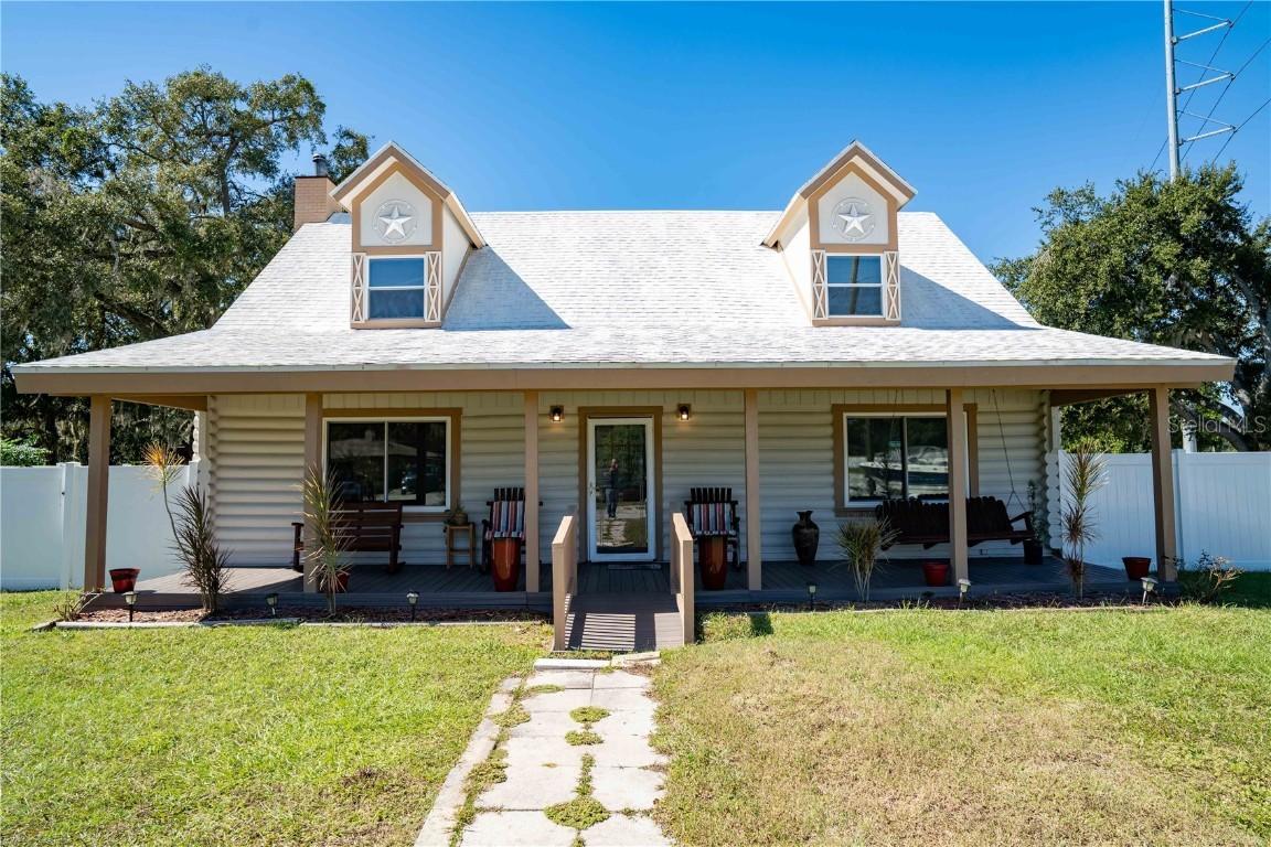 4599 Reynosa Dr., Winter Haven, FL 33880