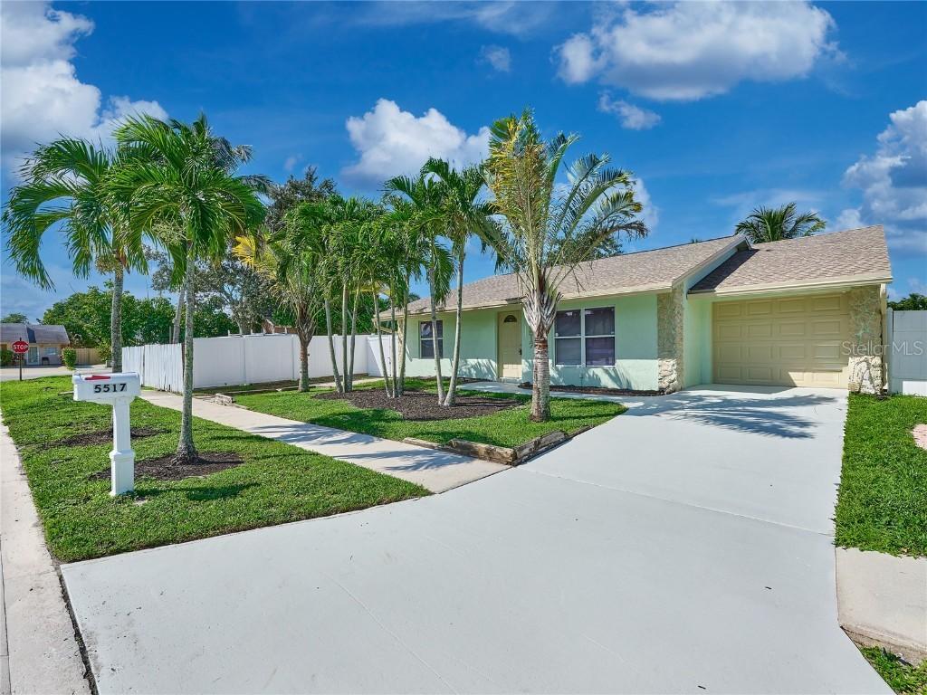 5517 Thurston Ave., Lake Worth, FL 33463
