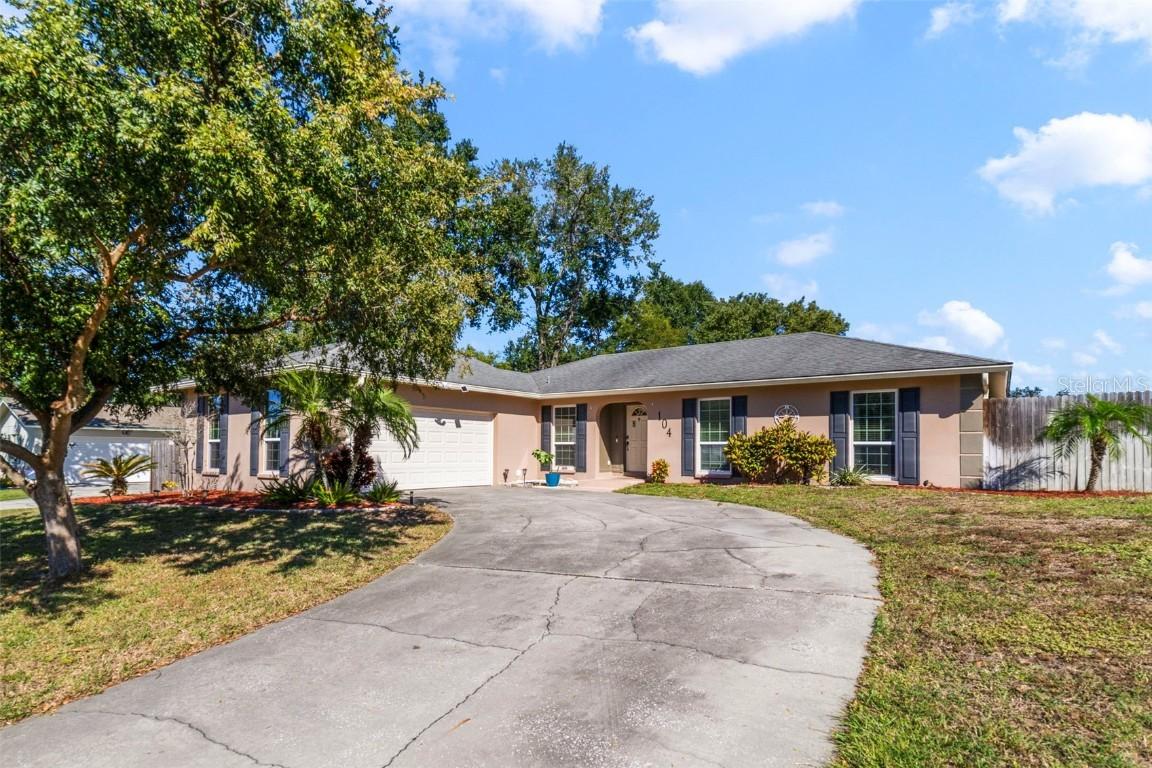 104 N Silver Cluster Ct., Longwood, FL 32750