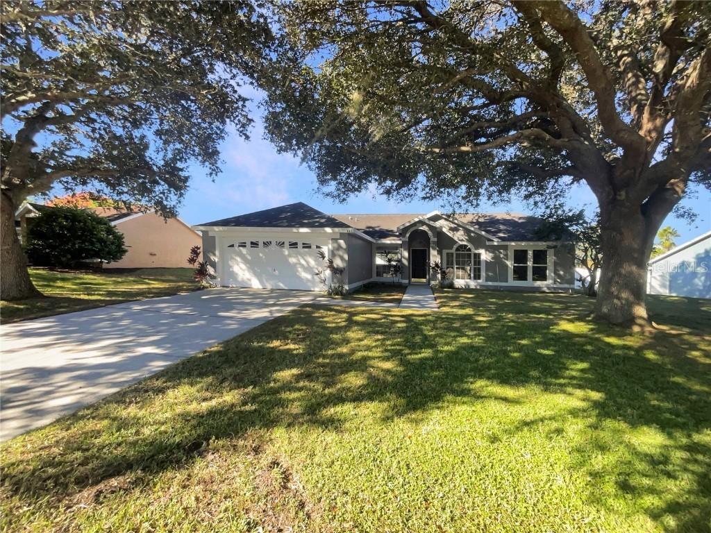 446 Nevada Loop Rd., Davenport, FL 33897