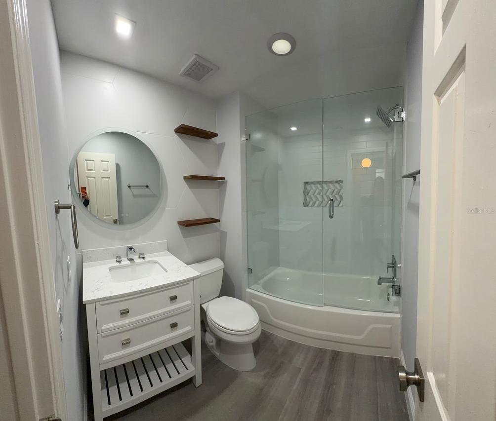 609 Gallery Dr. #B204, Winter Park, FL 32792