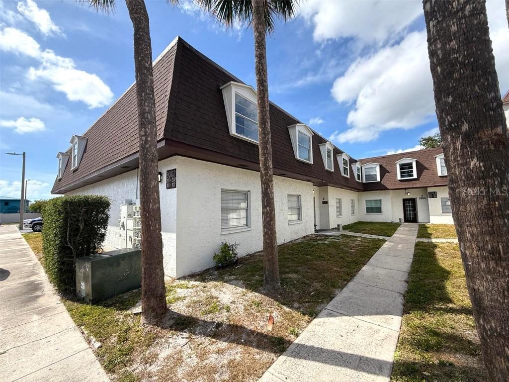 9002 Tudor Dr. #K201, Tampa, FL 33615