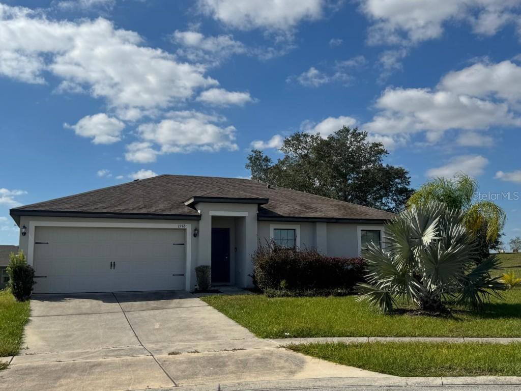 1976 Piedmont Ct., Mascotte, FL 34753
