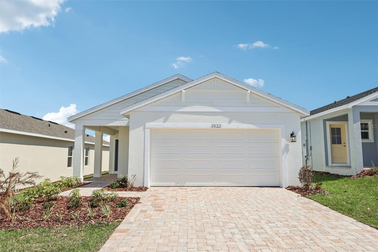 1933 Diamond Head Cir., Haines City, FL 33844