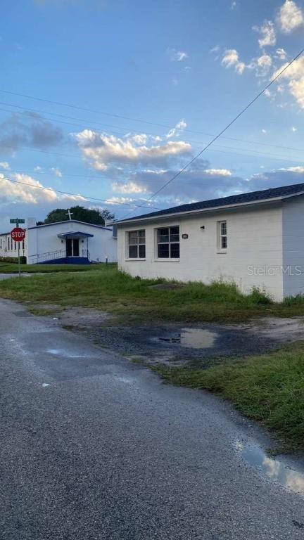 1001 N 16th Ct., Fort Pierce, FL 34950