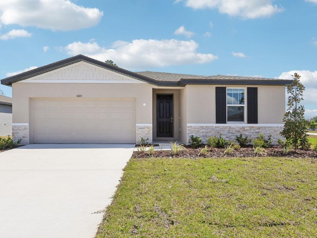 1643 Bark Ridge Dr., Auburndale, FL 33823