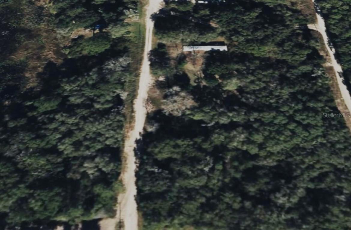 323 & 283 NE 170th Ct., Silver Springs, FL 34488