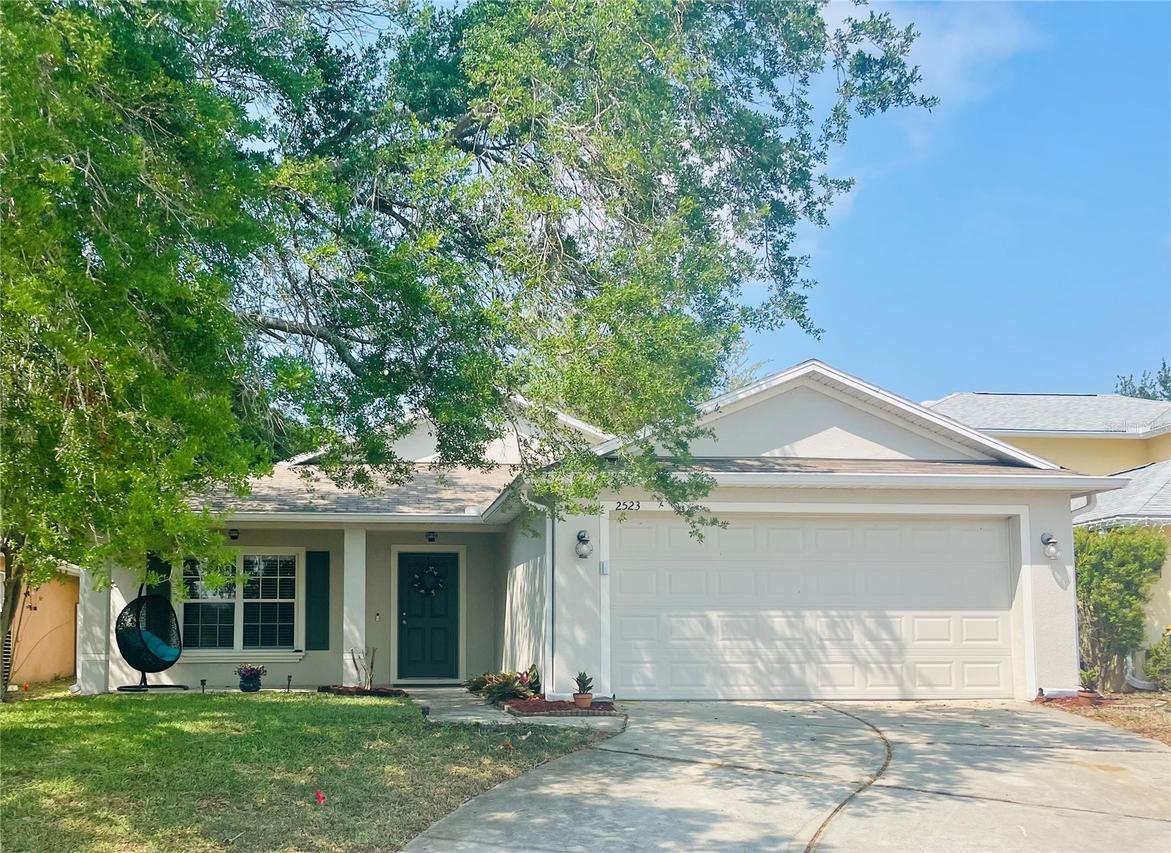 2523 Martins Run, Tavares, FL 32778