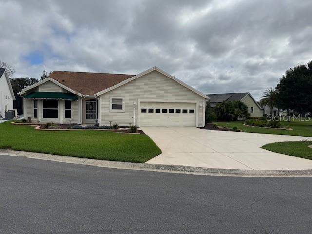 903 Ramos Dr., The Villages, FL 32159