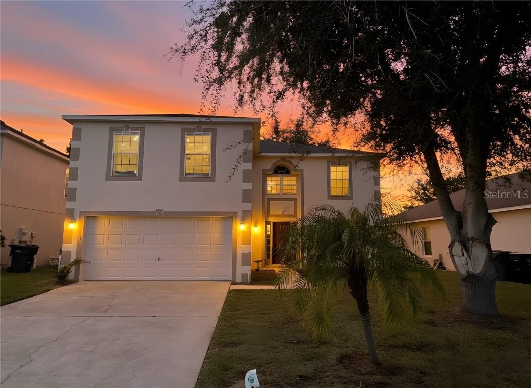 329 Blake Ave., Davenport, FL 33897