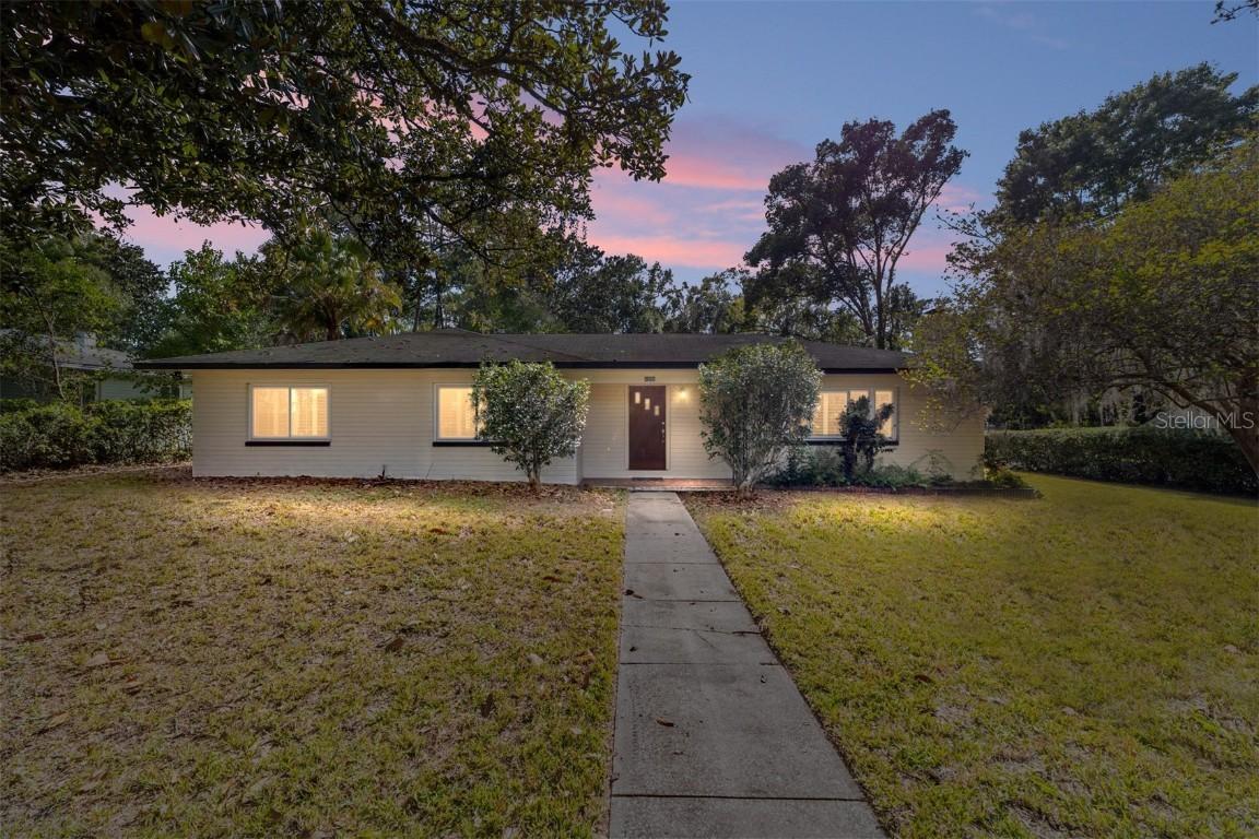 1523 NW 11th Rd., Gainesville, FL 32605