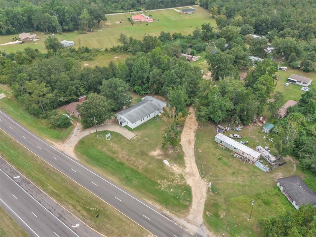 465 Hazzard Ln., Cantonment, FL 32533